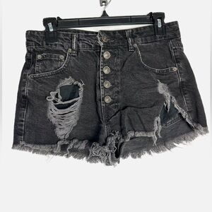 PullBear Mom Shorts High Rise Faded Black Denim Distressed Button Fly Fringe
